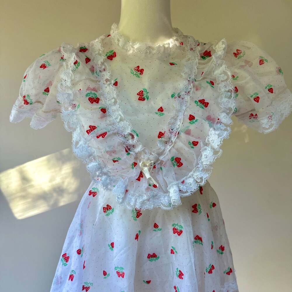 Vintage Strawberry Print Cottagecore Tiered Lace Ruffle Mini Dress